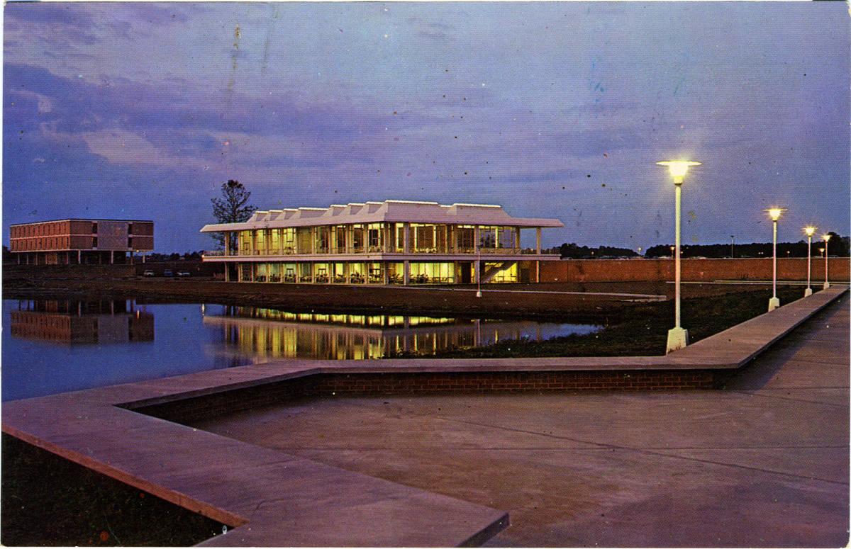 Saint Andrews University